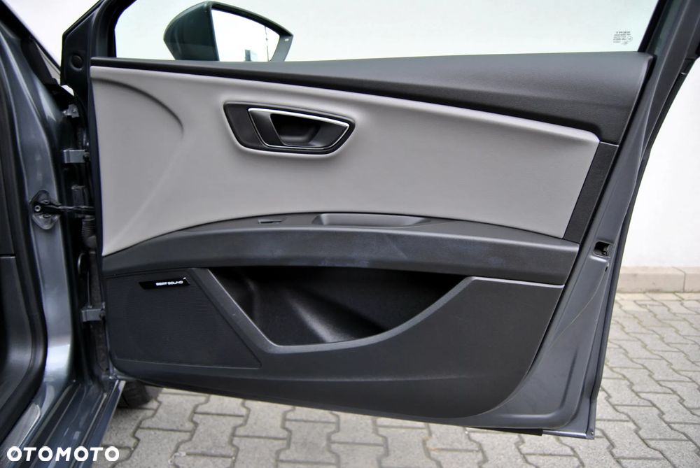 Seat Leon ST 2.0 TDI Start&Stop 4Drive DSG X-Perience - 25