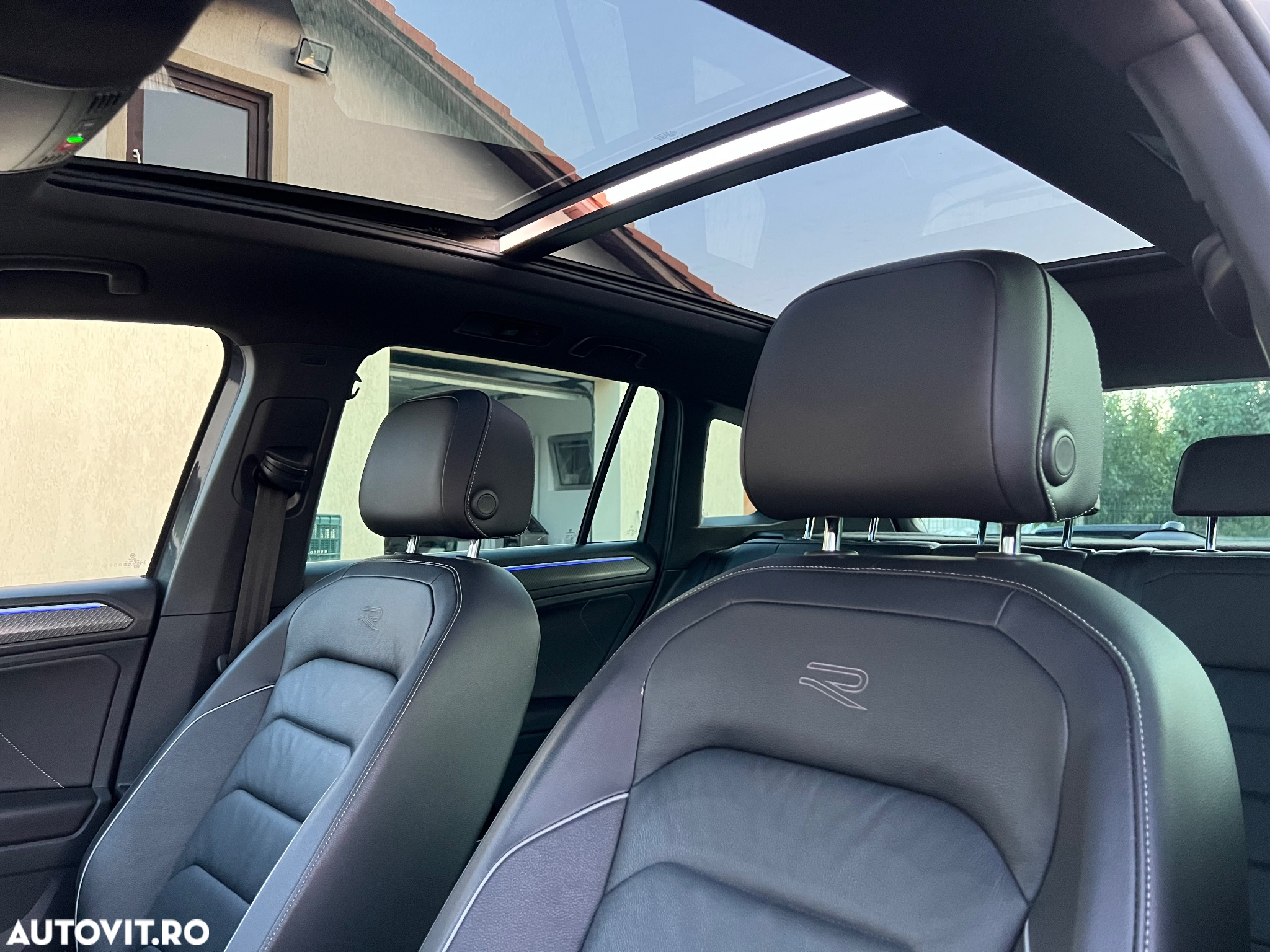 Volkswagen Tiguan - 31