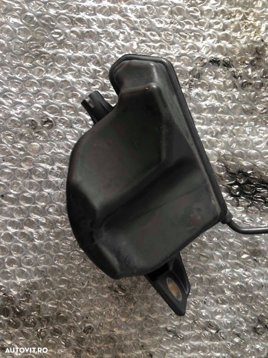 vas vacuum  ford focus 2 1.6 tdci g8da - 2