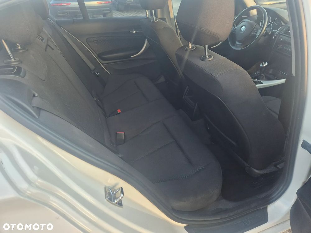 BMW Seria 1 118d DPF Edition Lifestyle - 15