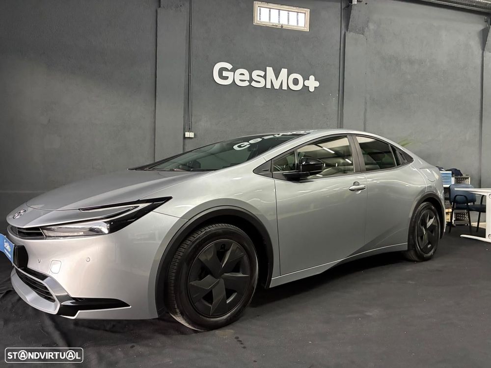 Toyota Prius - 3