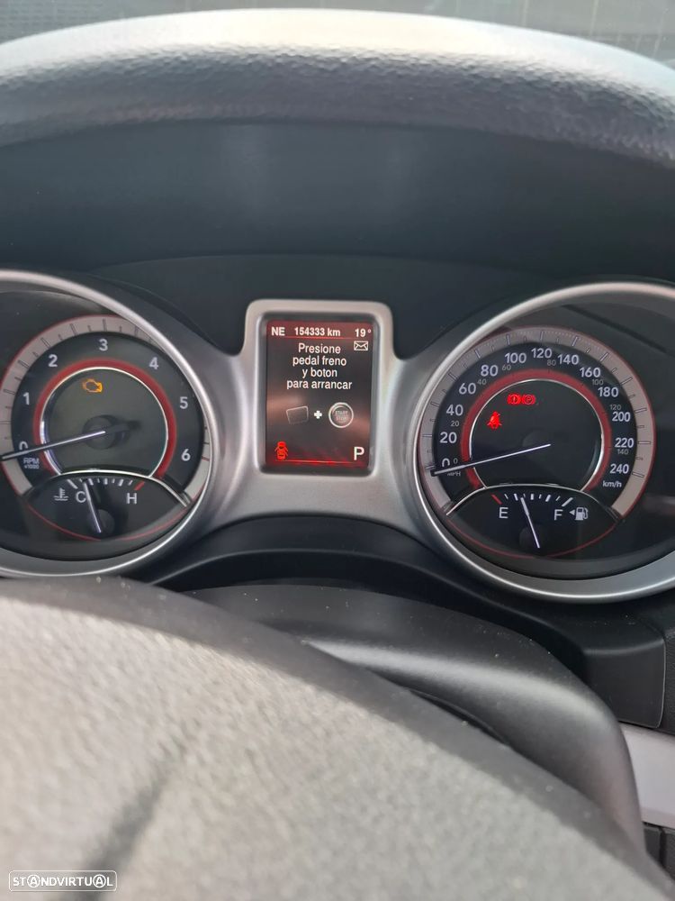 Fiat Freemont 2.0 M-Jet 4WD AT - 9