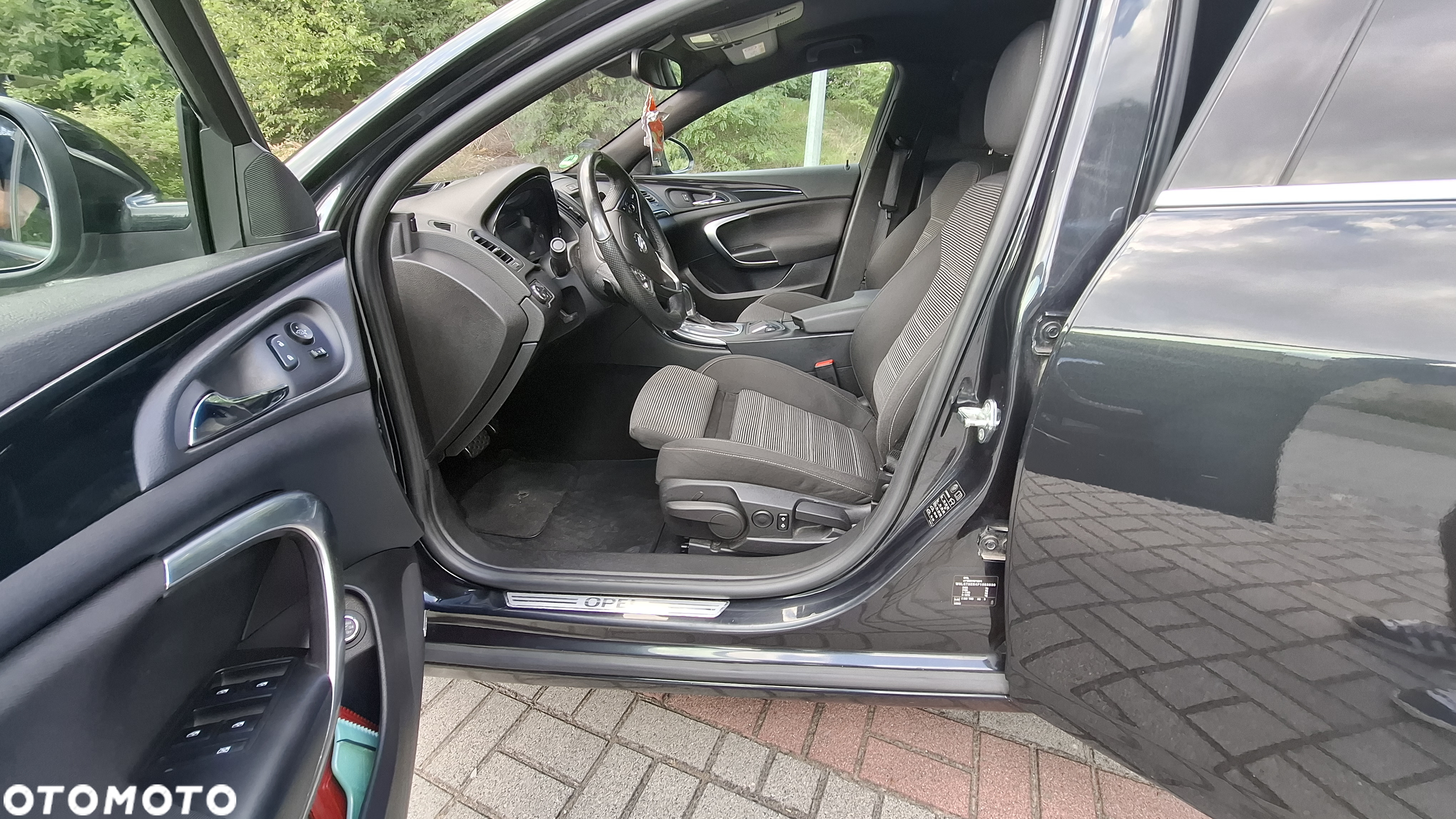 Opel Insignia 2.0 Bi Turbo CDTI 4x4 Sports Tourer Edition - 3
