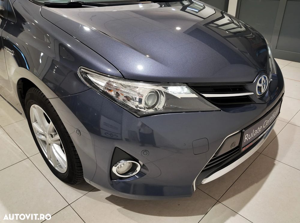 Toyota Auris - 10