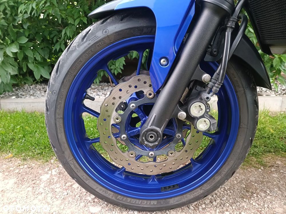 Yamaha MT - 6