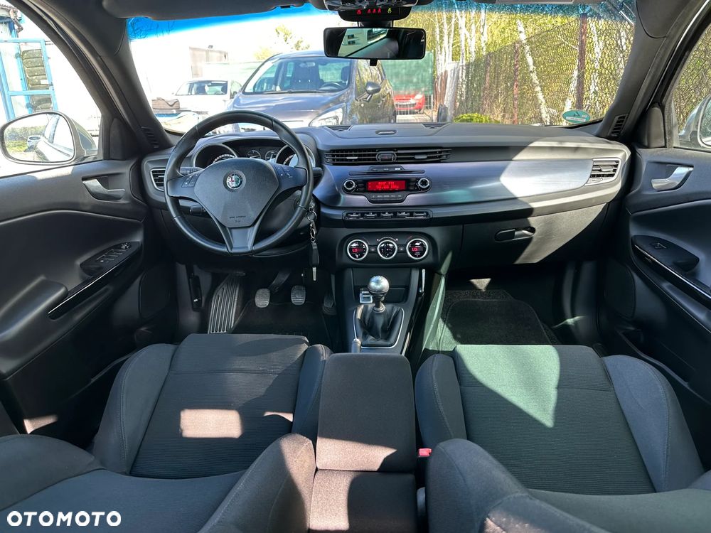 Alfa Romeo Giulietta - 25