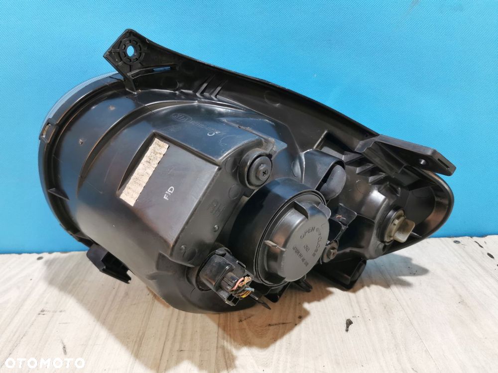kia picanto lift lampa reflektor przód prawy anglik - 2