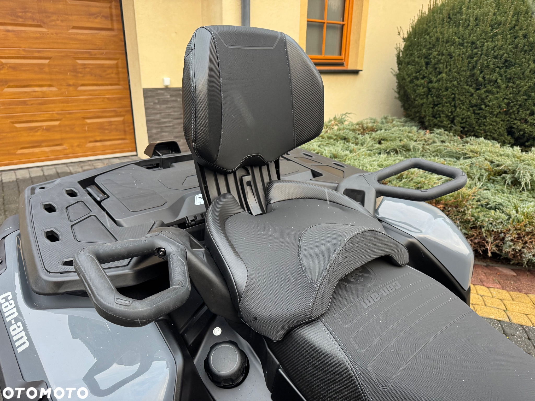 Can-Am Outlander Max - 18