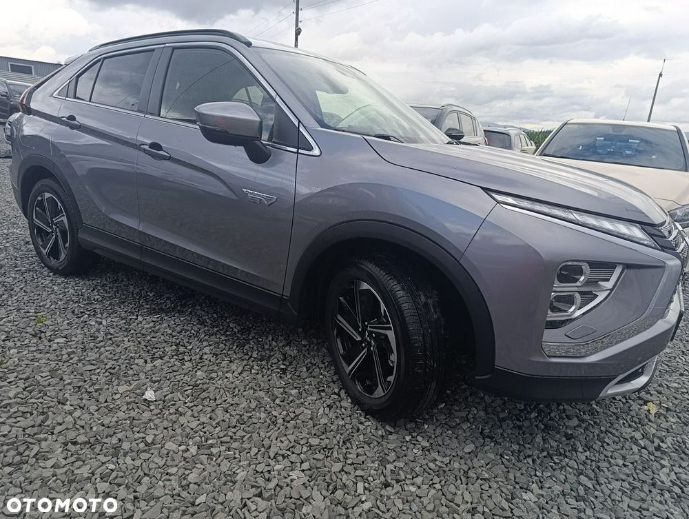 Mitsubishi Eclipse Cross - 9