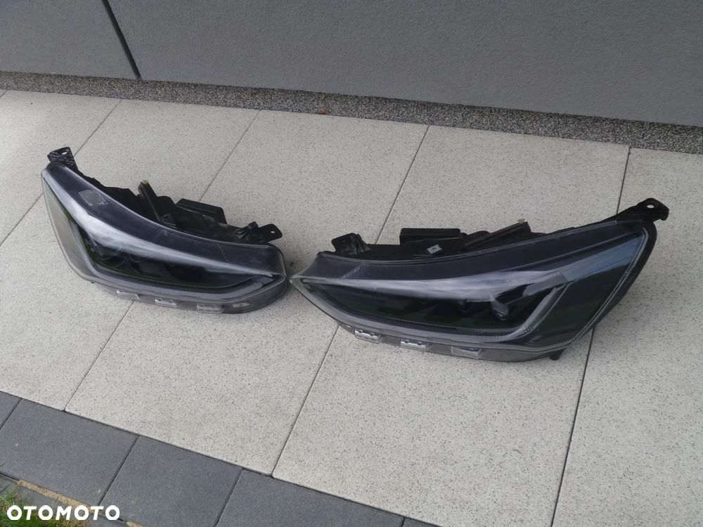 FORD FOCUS MK4 ST RS LIFT REFLEKTOR FULL LED PRAWY LEWY EUROPA - 2