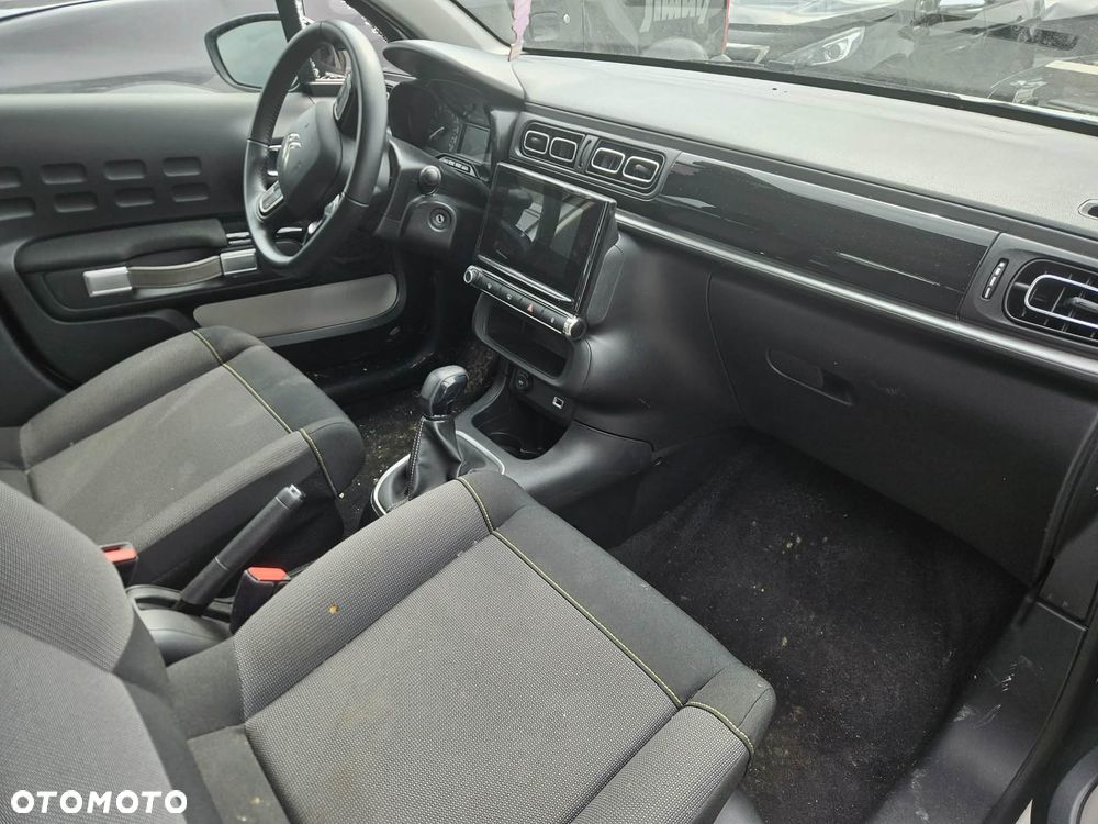 Citroën C3 Pure Tech 82 SHINE - 12