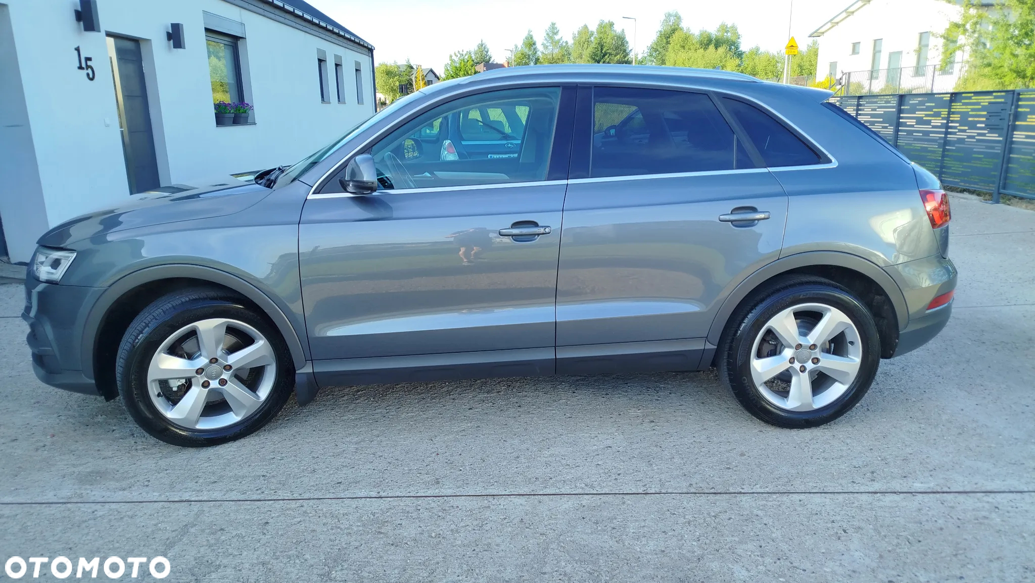 Audi Q3 2.0 TDI Design - 5
