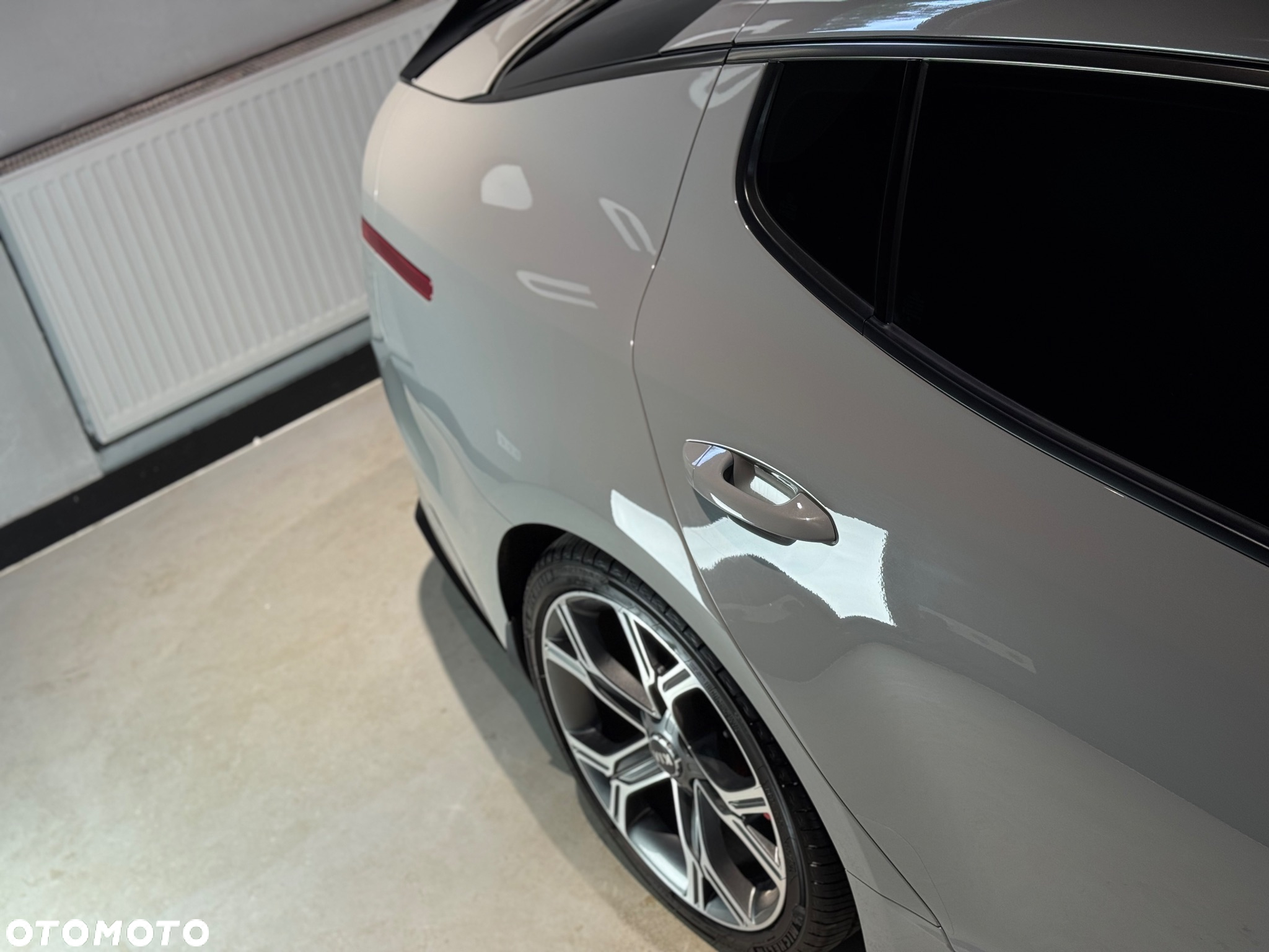 Kia Stinger 3.3 T-GDI V6 GT AWD - 16