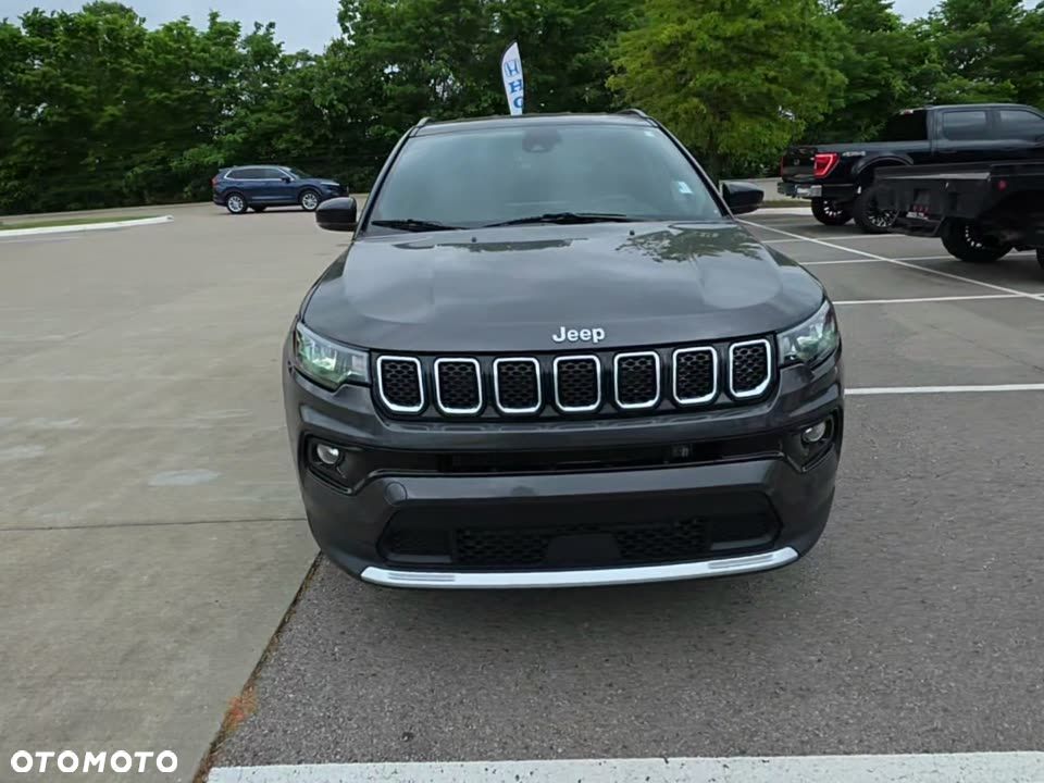Jeep Compass - 2