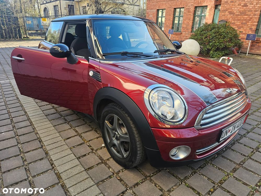 MINI Cooper 50 Mayfair - 16