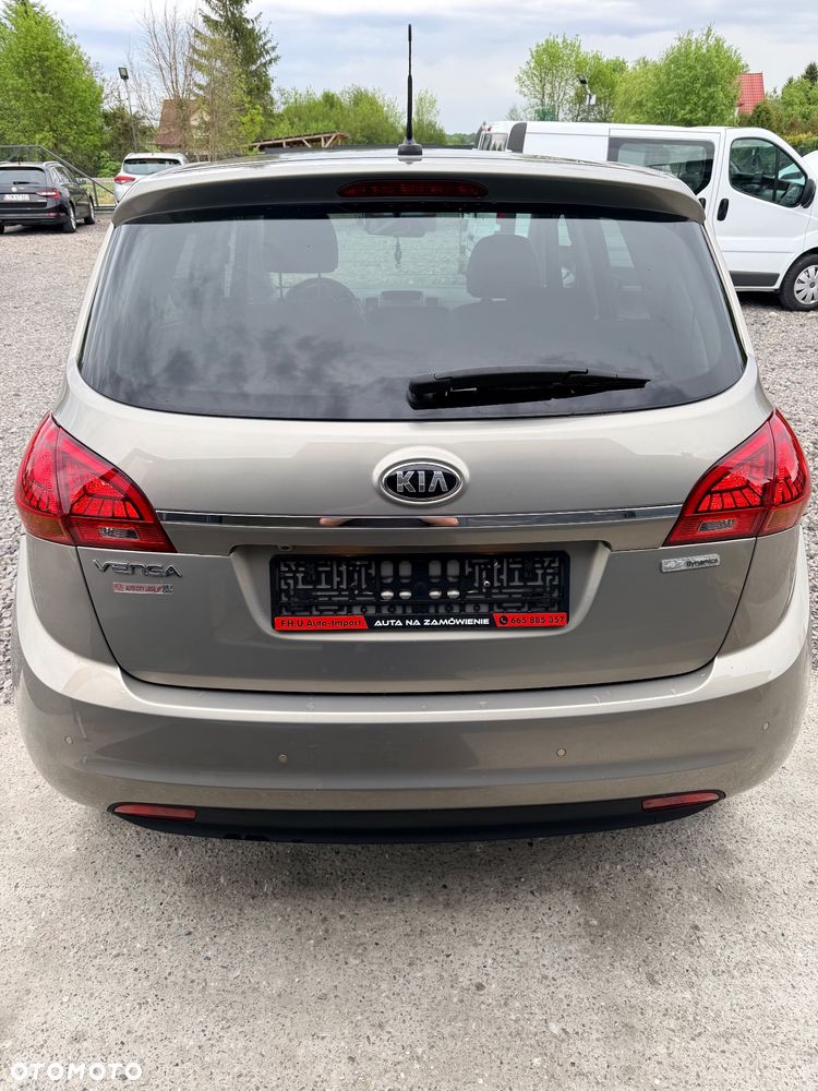 Kia Venga 1.6 CRDi 128 Platinum Edition - 19