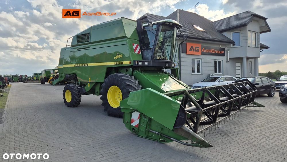 John Deere 2266 HillMaster 1998R - 1