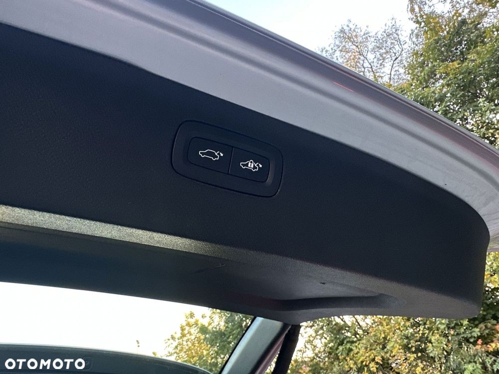 Volvo XC 90 - 17