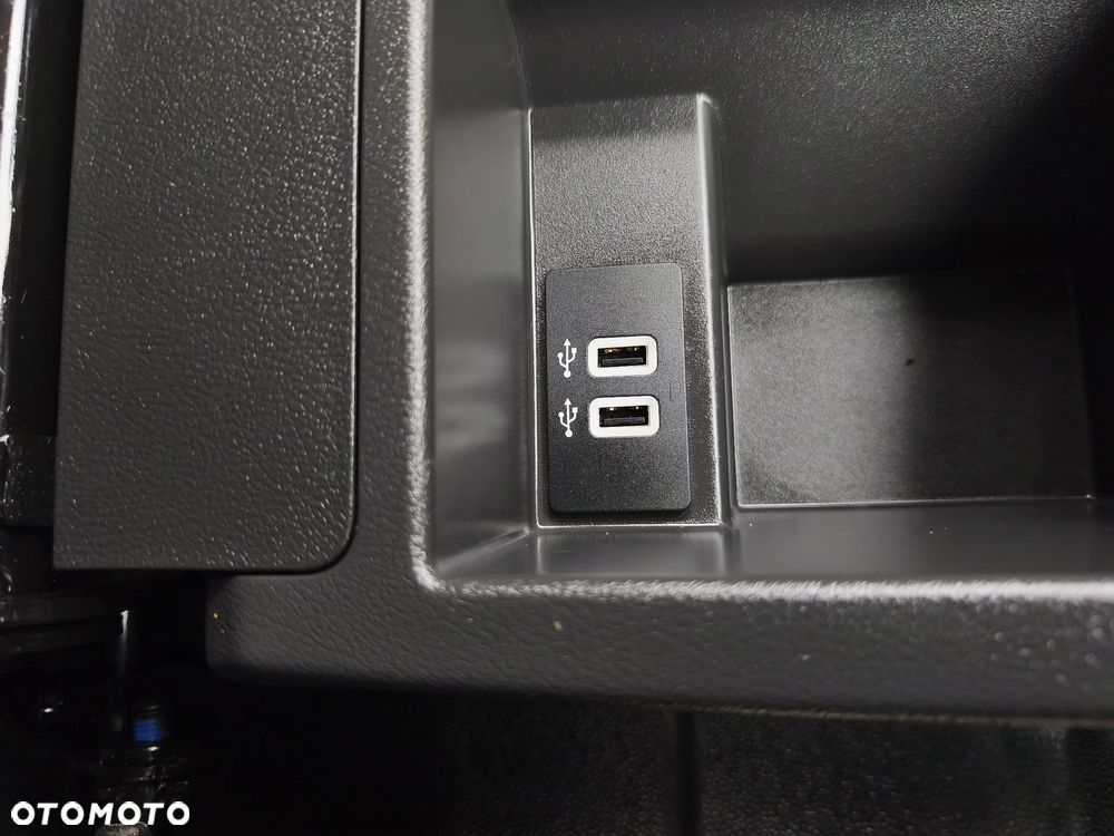 Ford Transit Connect - 37