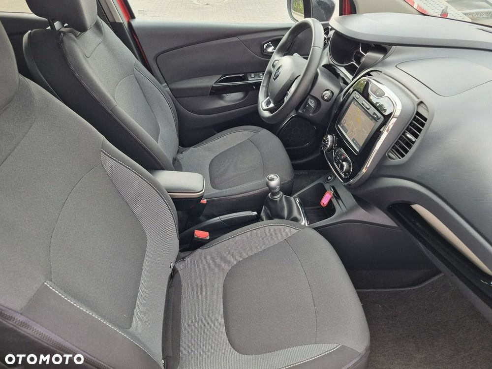 Renault Captur - 23