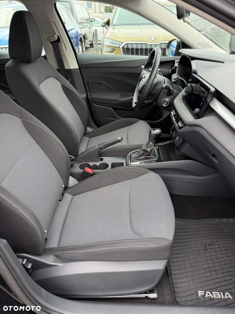 Skoda Fabia 1.0 TSI Selection DSG - 23