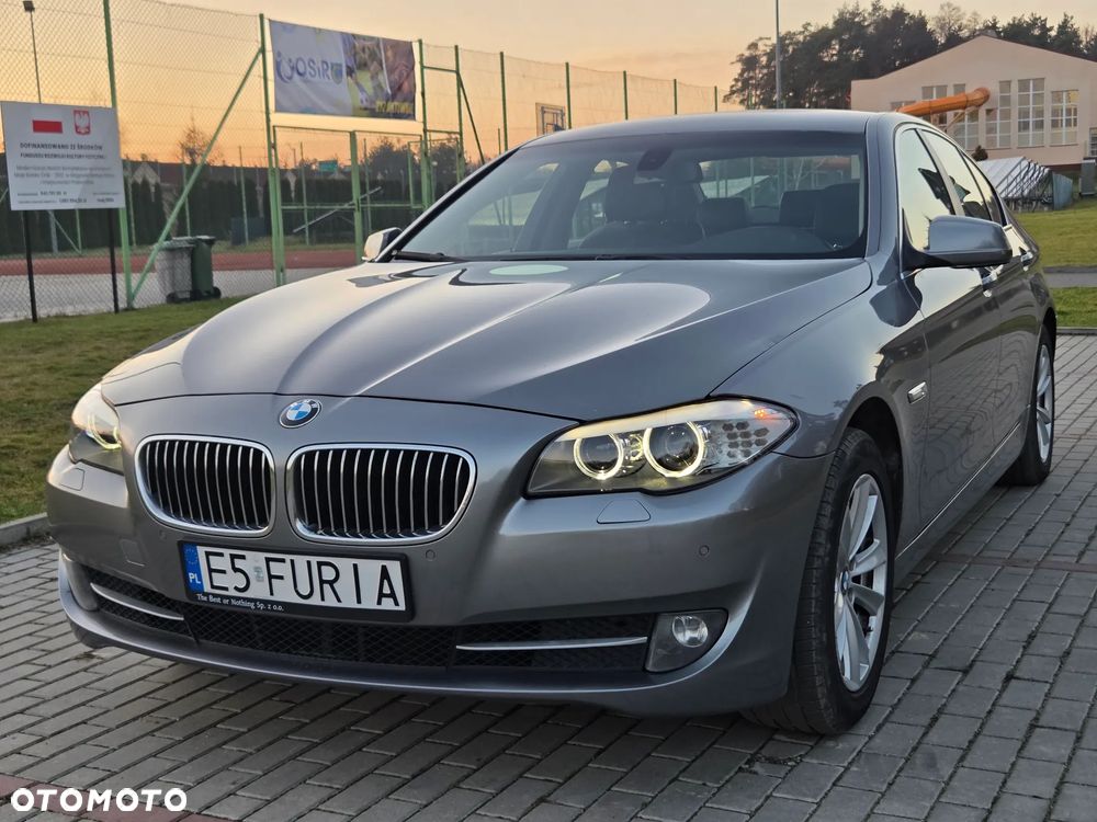 BMW Seria 5 520d xDrive Luxury Line - 1