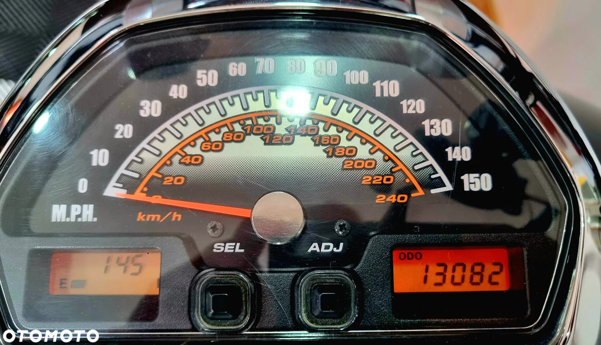 Suzuki Boulevard - 10