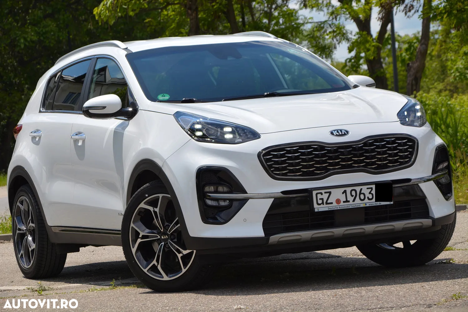 Kia Sportage 2.0 CRDI AWD Eco-Dynamics+ (48V M-H) Aut. GT LINE - 13