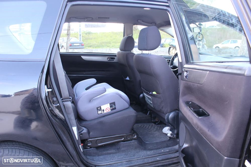 Toyota Avensis Verso 2.0 D-4D Sol - 13
