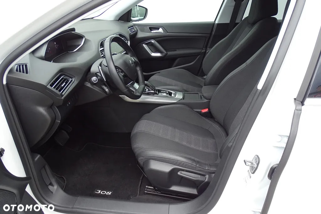 Peugeot 308 1.5 BlueHDi Allure Pack S&S EAT8 - 11