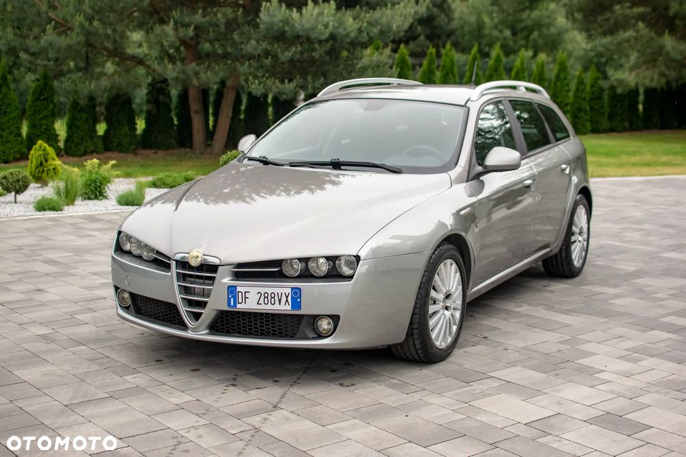 Alfa Romeo 159 - 2