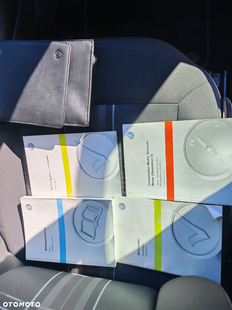 Volkswagen Polo 1.4 TDI Blue Motion Technology Lounge - 26