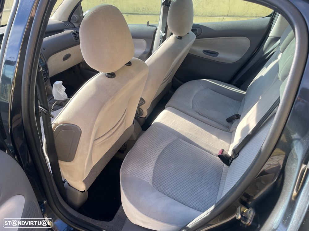 Peugeot 206 1.1 Black & Silver II - 5