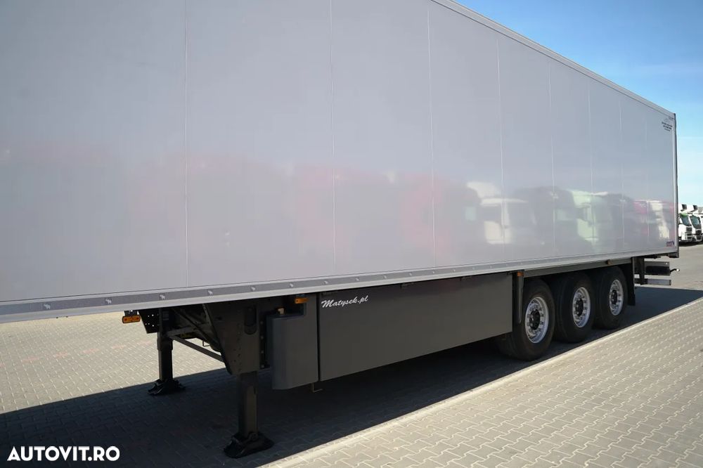 Schmitz Cargobull / REFRIGERAT / TRANSPORTOR MAXIMA 100 / TRANSPALET / AXĂ RIDICATĂ / AXE SCHMITZ - 10