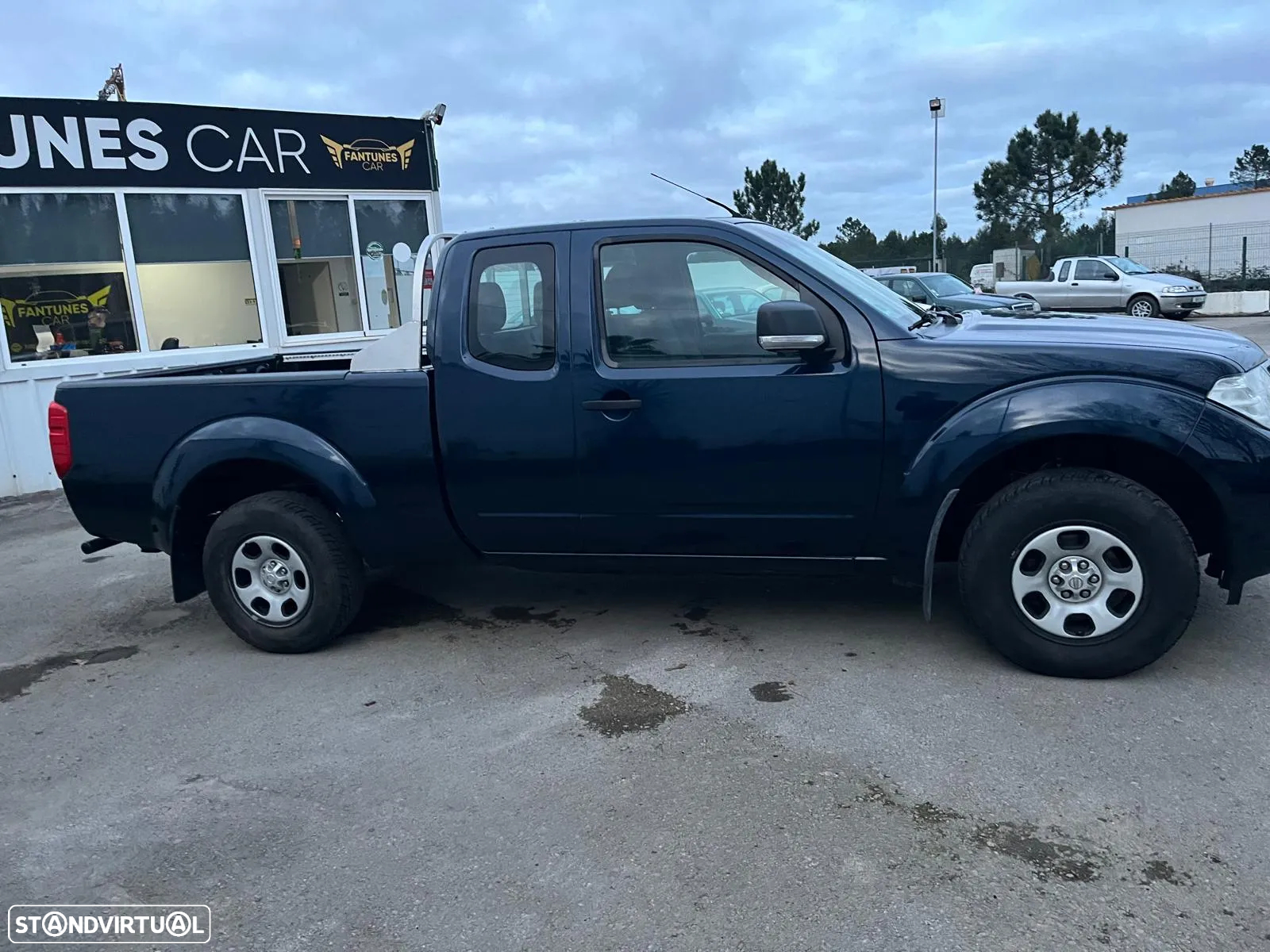 Nissan Navara 2.5 dCi KC SE 4WD - 2