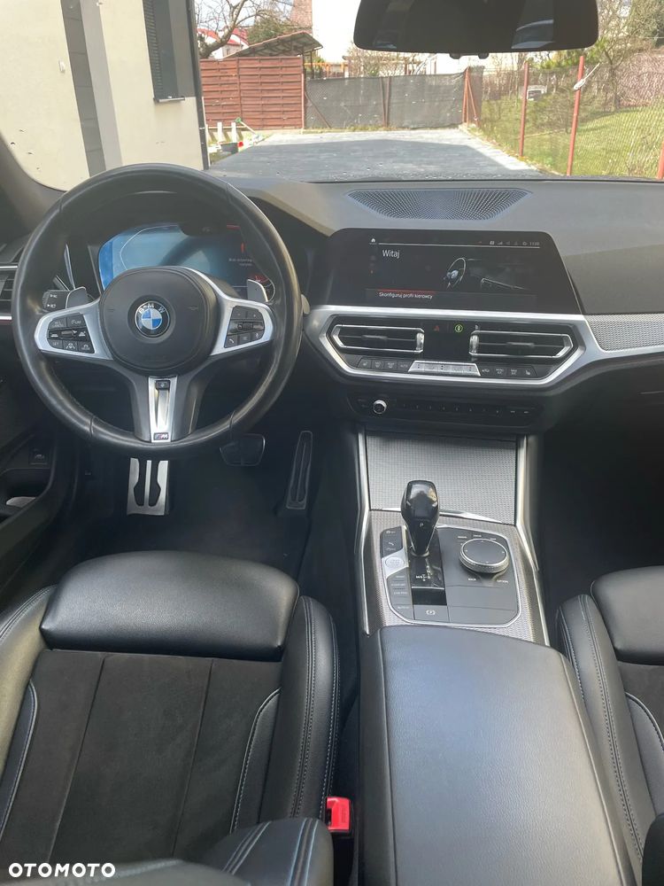 BMW Seria 3 320d Edition M Sport Shadow - 11