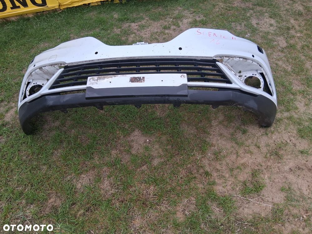 Zderzak przód przedni Renault Scenic IV 4 na spryski