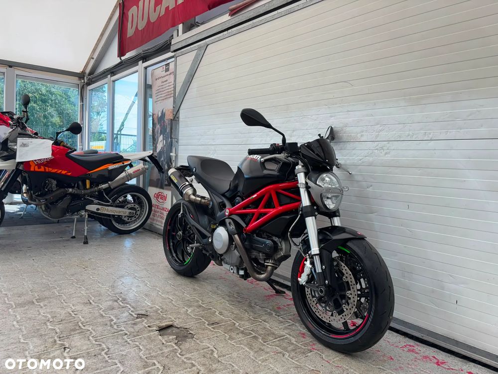 Ducati Monster - 8