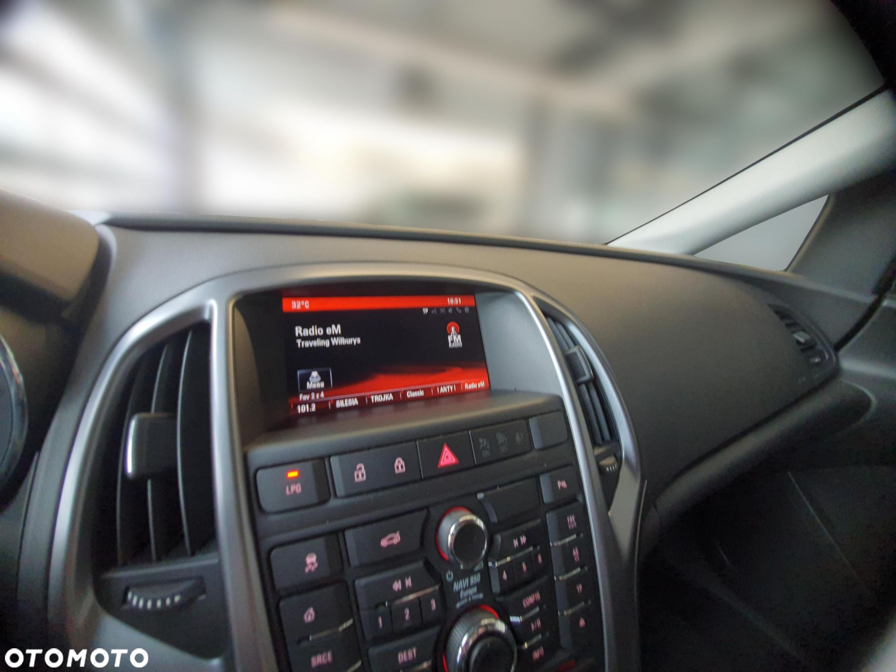 Opel Astra - 11