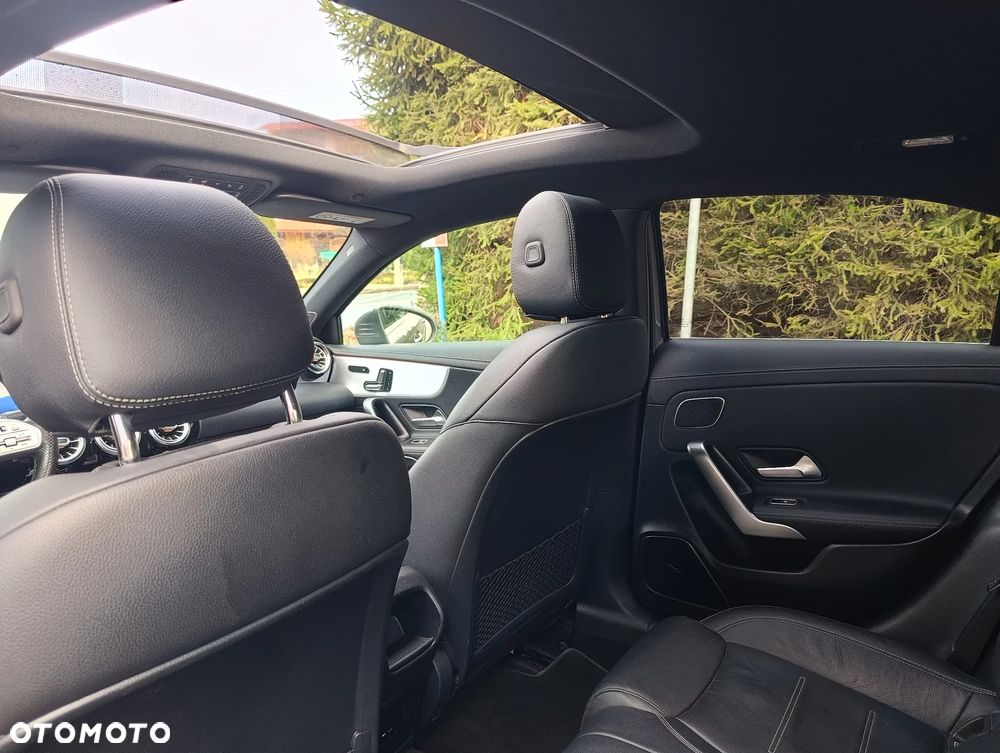 Mercedes-Benz Klasa A 250 e 8G-DCT AMG Line - 11