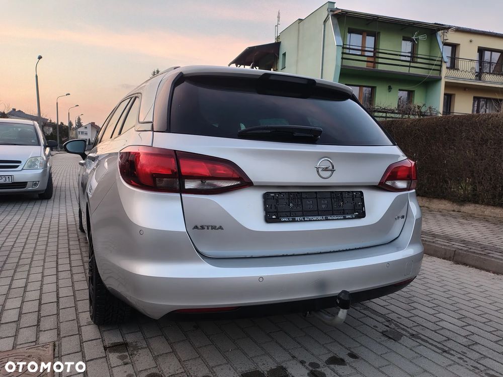 Opel Astra - 8
