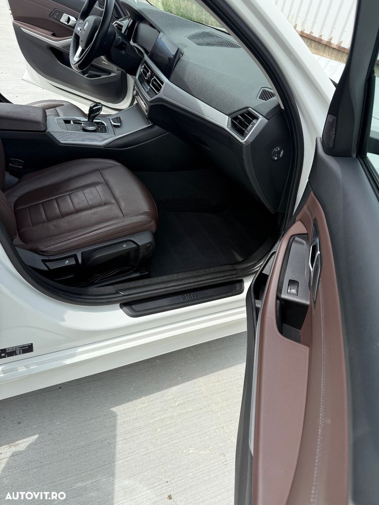 BMW Seria 3 318d Aut. - 9