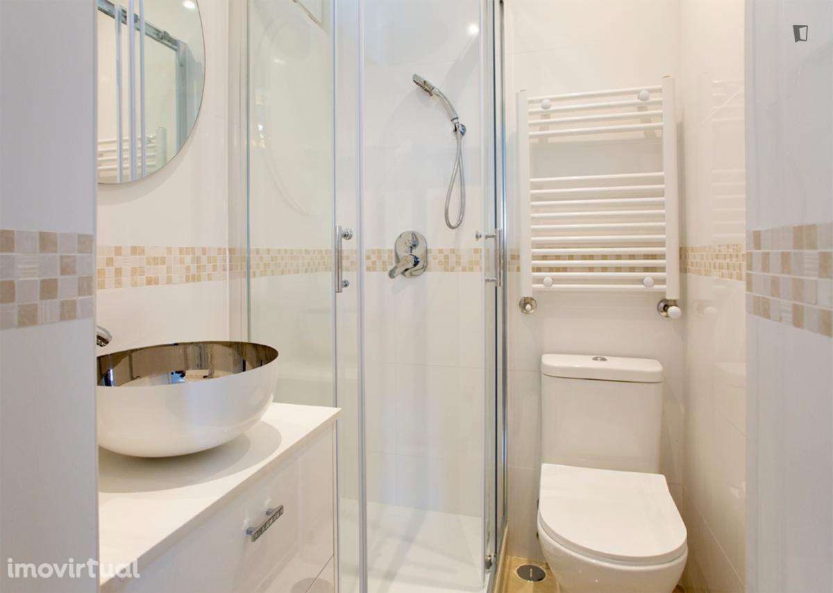 Quarto - localizado em Carcavelos Lisbon - Grande imagem: 5/22