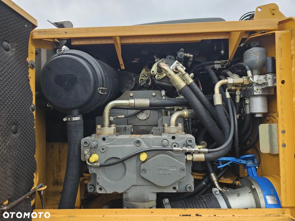 Liebherr A 904 C - 2