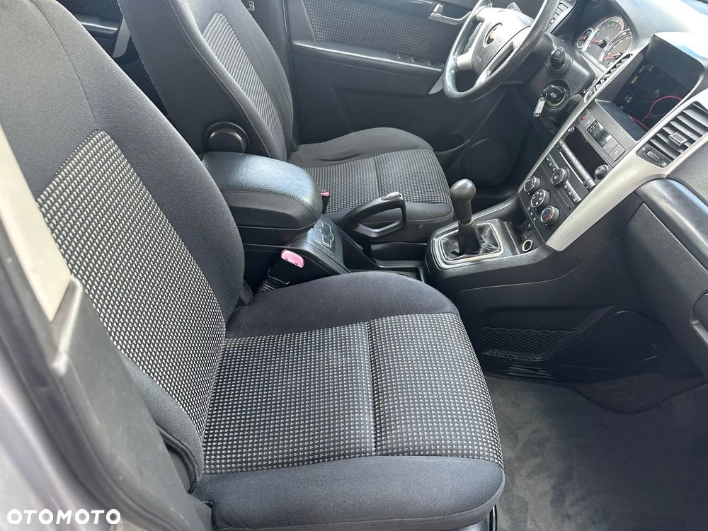 Chevrolet Captiva - 18