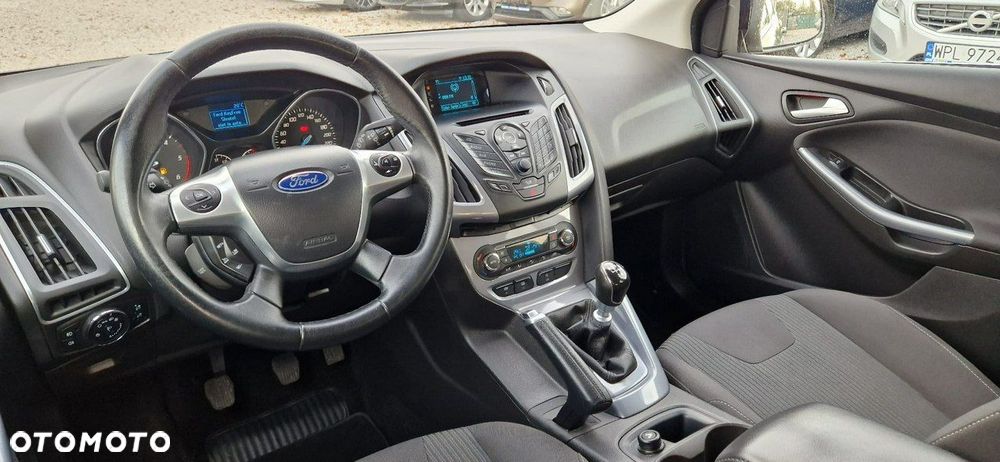 Ford Focus - 21