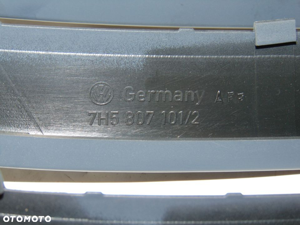 NOWY ORYGINAŁ grill atrapa zderzaka przód 7H5807101/2 VW Volkswagen T5 Multivan Caravelle 03-09r - 7