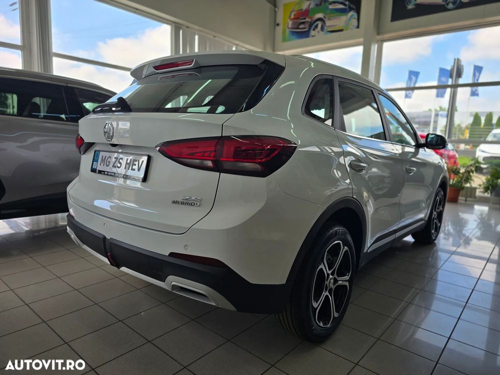MG ZS HEV 1.5 GSI AT Excite - 5