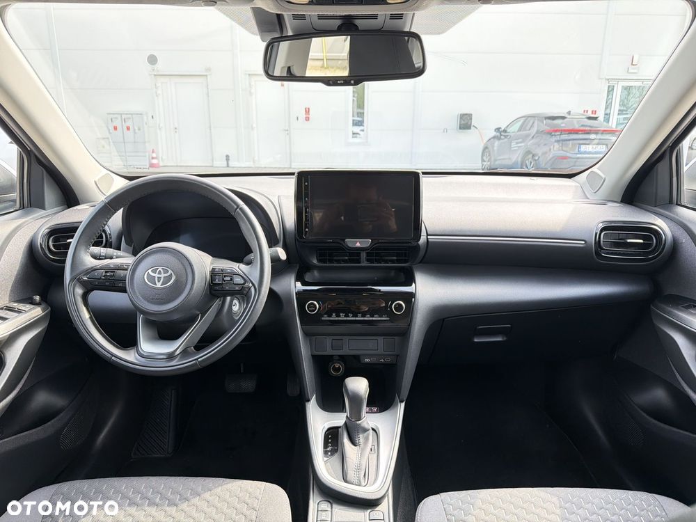 Toyota Yaris Cross Hybrid 1.5 Comfort - 12