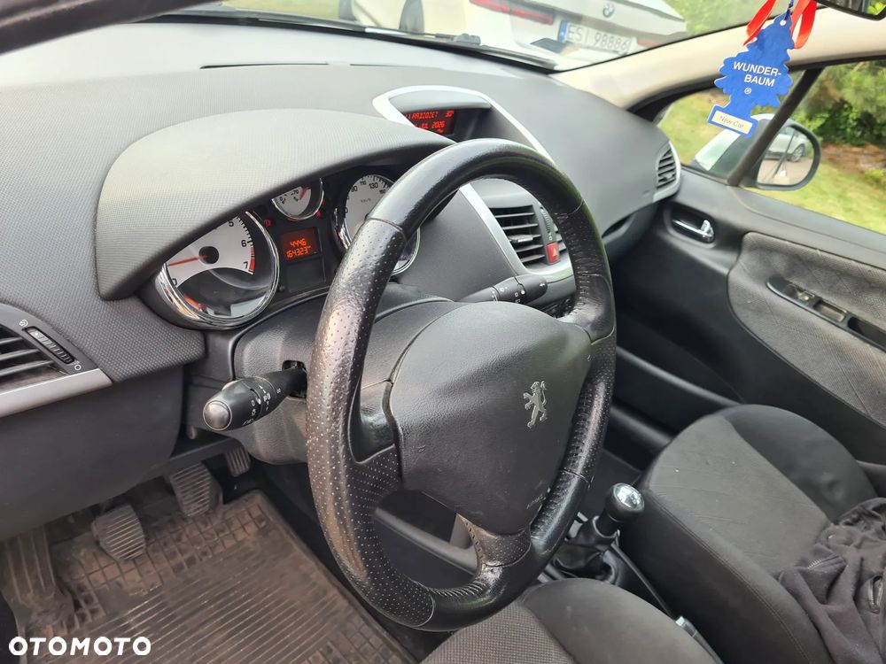 Peugeot 207 120 Sport - 10